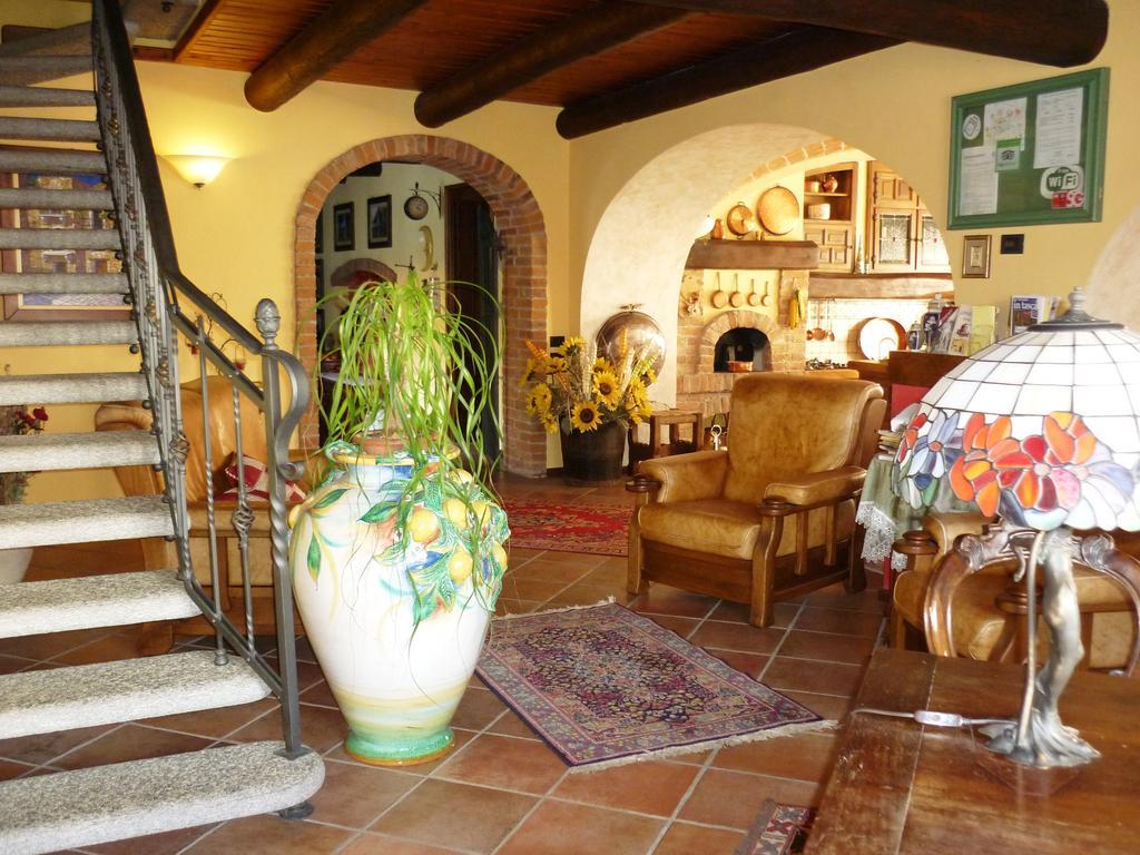 Bed And Breakfast Olimpia San Salvatore Monferrato Extérieur photo