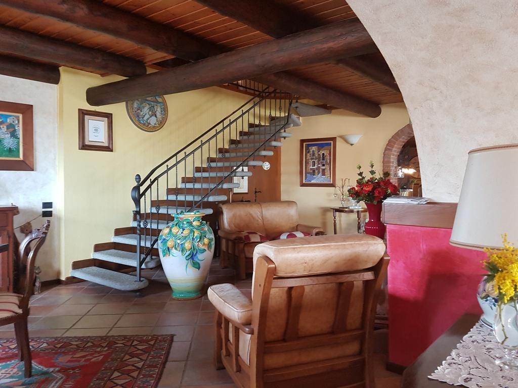 Bed And Breakfast Olimpia San Salvatore Monferrato Extérieur photo