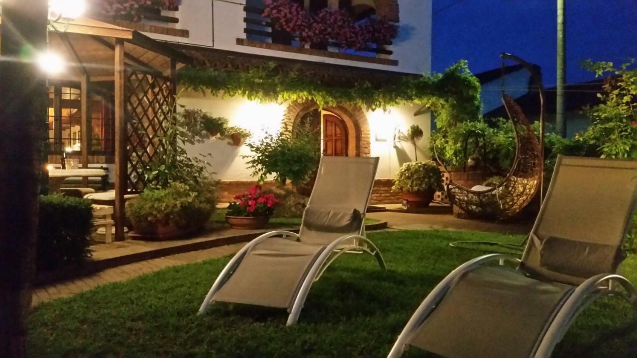 Bed And Breakfast Olimpia San Salvatore Monferrato Extérieur photo